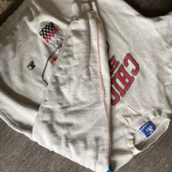 Chicago Bulls Vintage 90’s Starter Sweatshirt - Picture 5 of 6